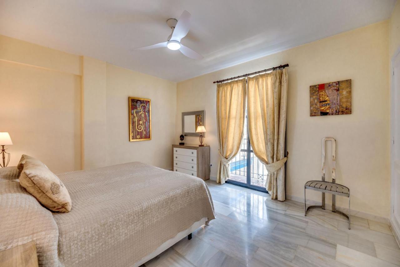 Puerto Banus3 Sandy Beachside Apartamento *